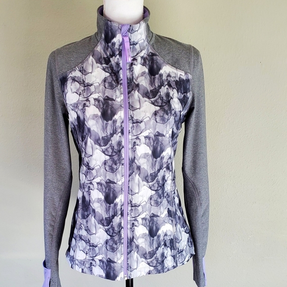 MONDETTA Athletic Zippered Jacket- S/P (EUC) - Picture 3 of 13